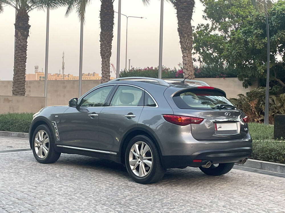 Infinity QX70 2015 - 8