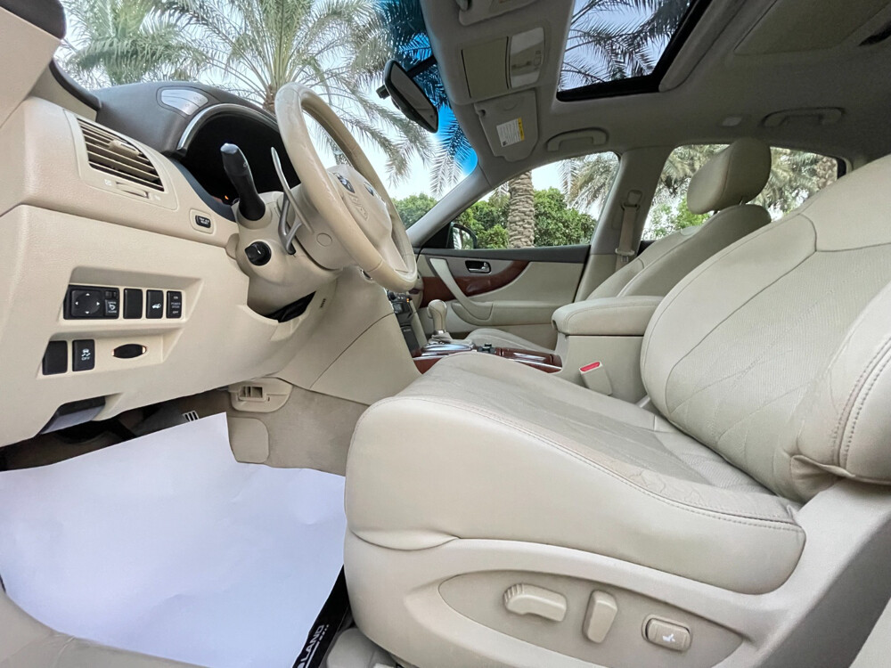 Infinity QX70 2015 - 19