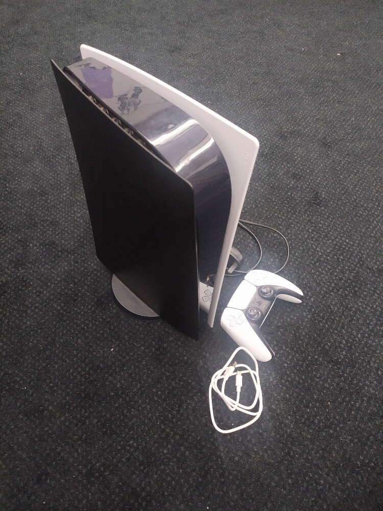 Ps5 Digital with Logitech g29 - 3