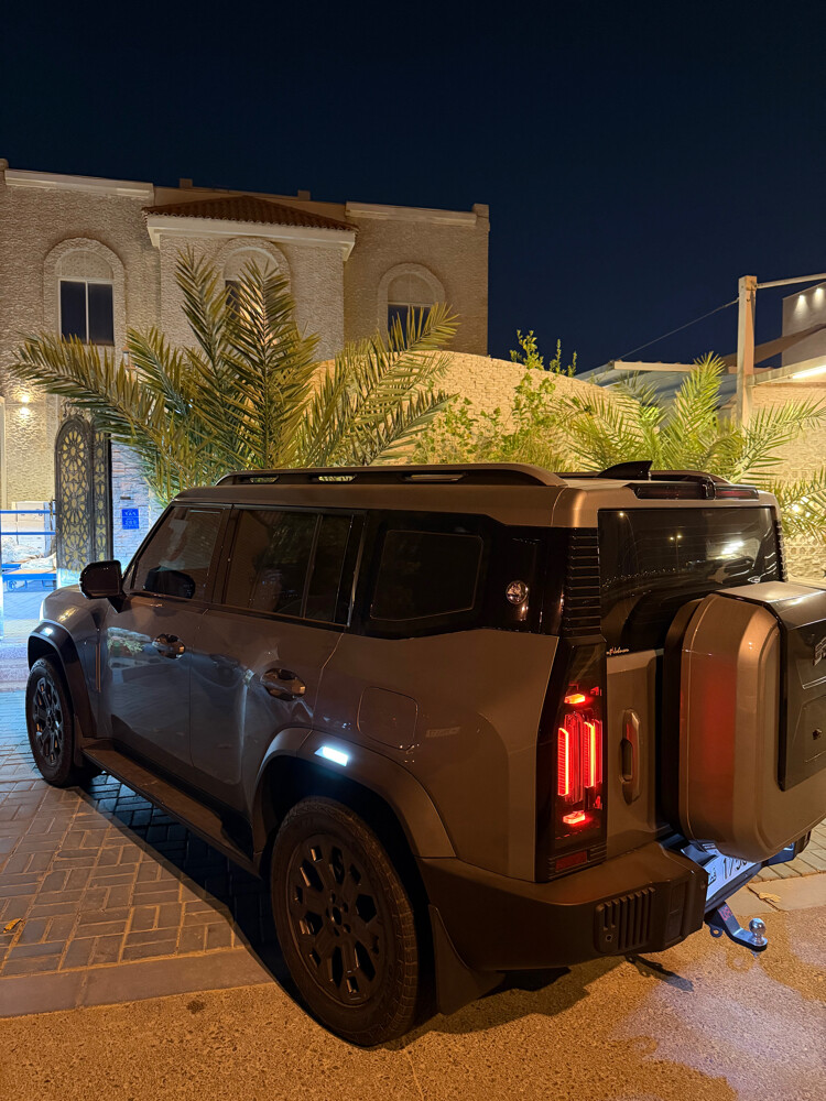 جيتور هايبرد 2025 - 1