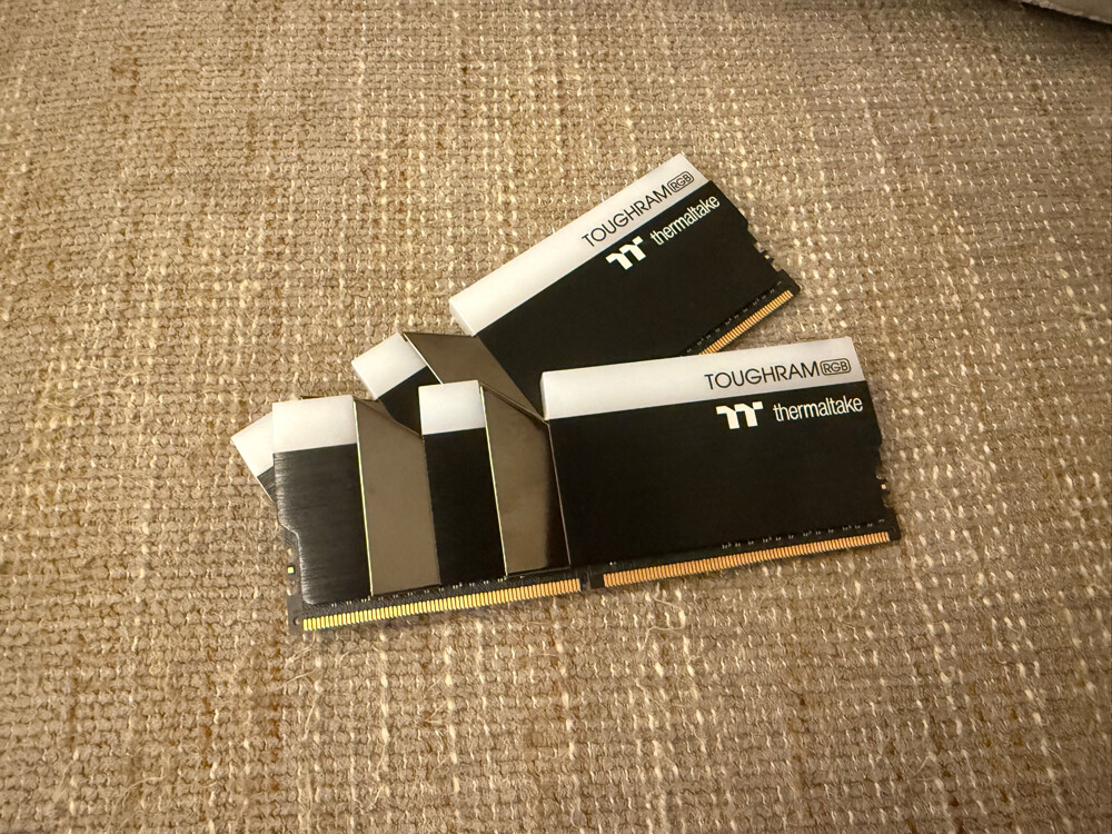 Highend DDR4 Ram 16 gb 3600mhz - 5