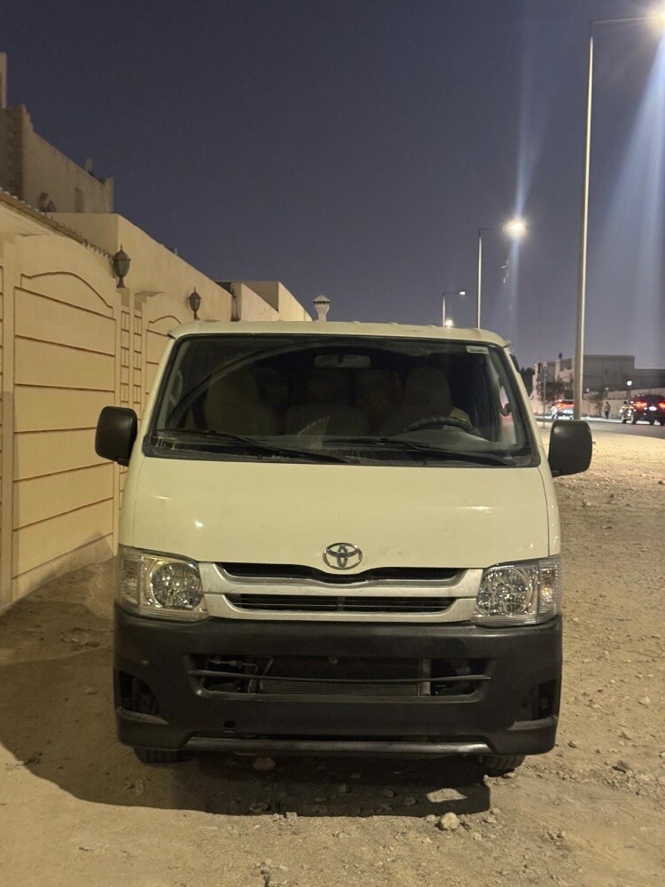2011 HIACE LOW KM AVAILABLE - 2