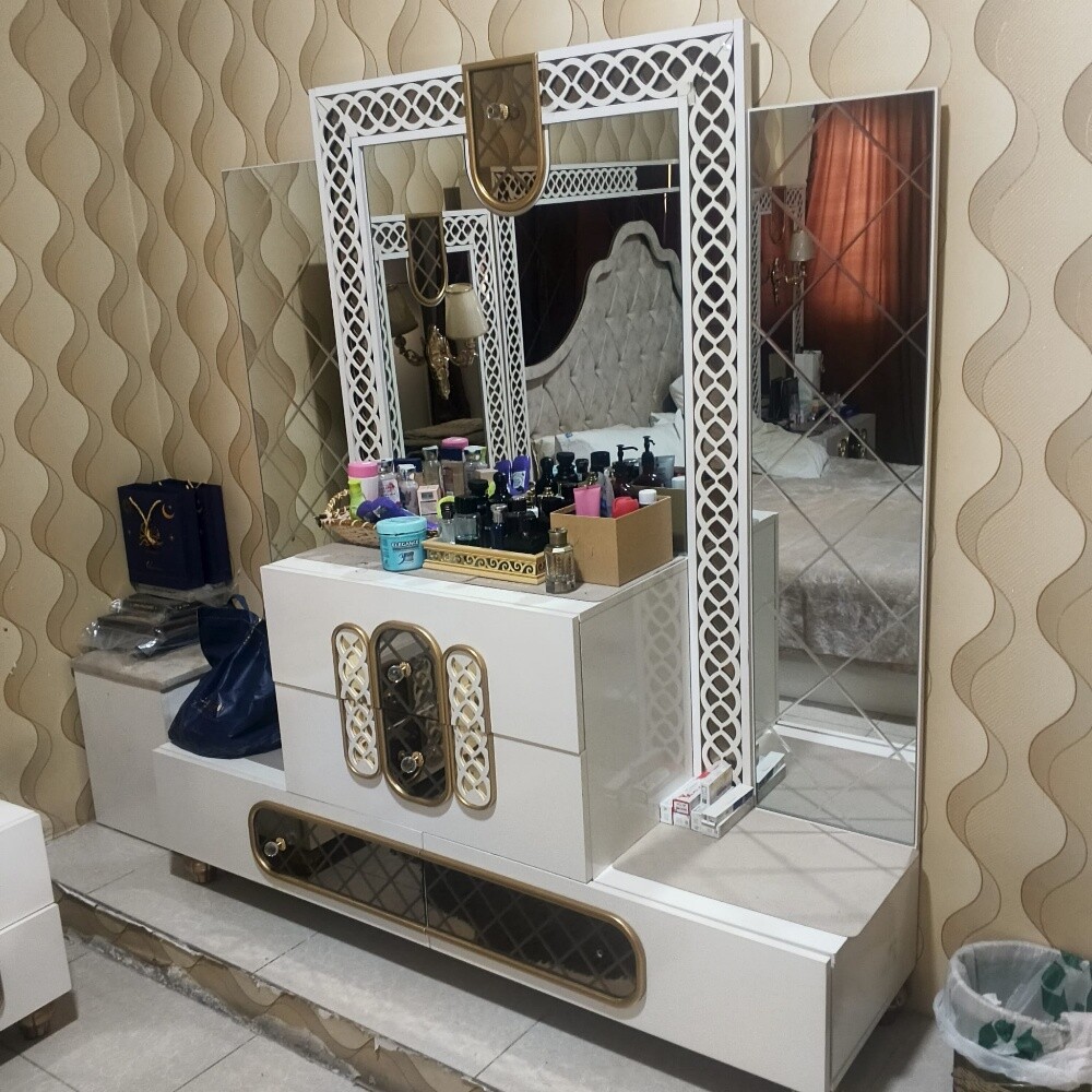 غرفه شبه جديدة للبيع - 4