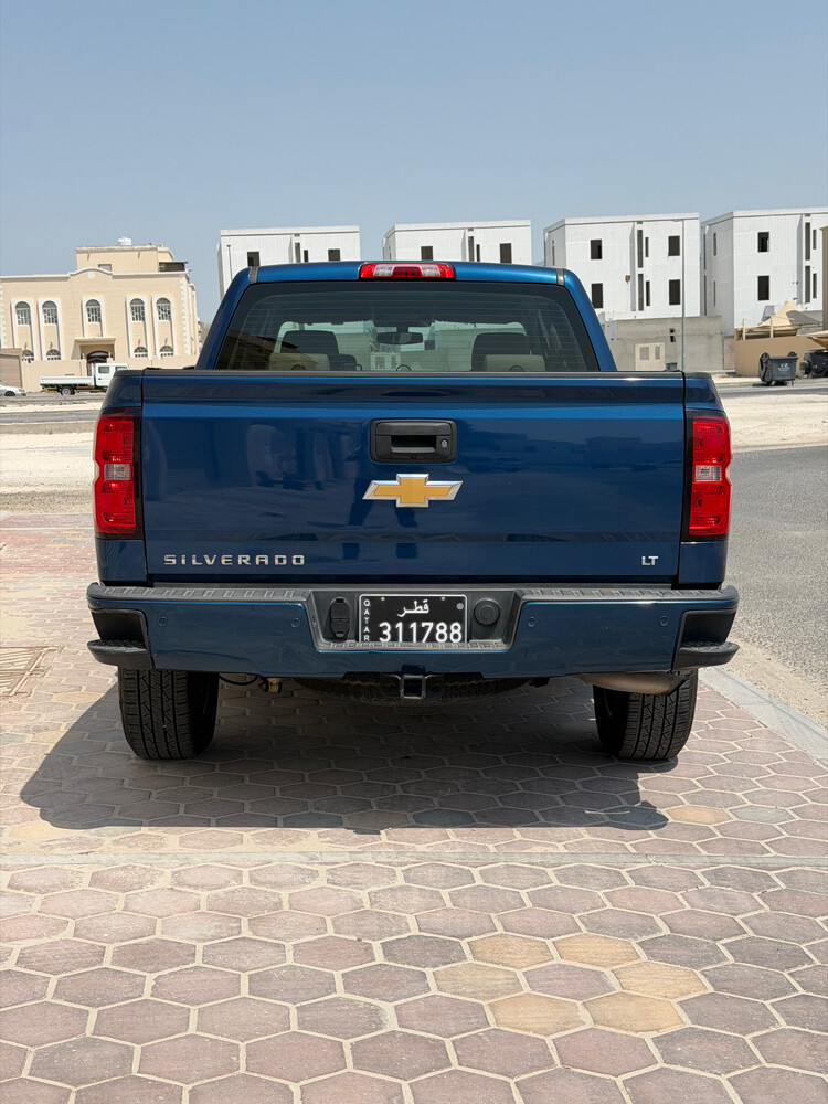 2017 Chevrolet LT Silverado Truck  - 5