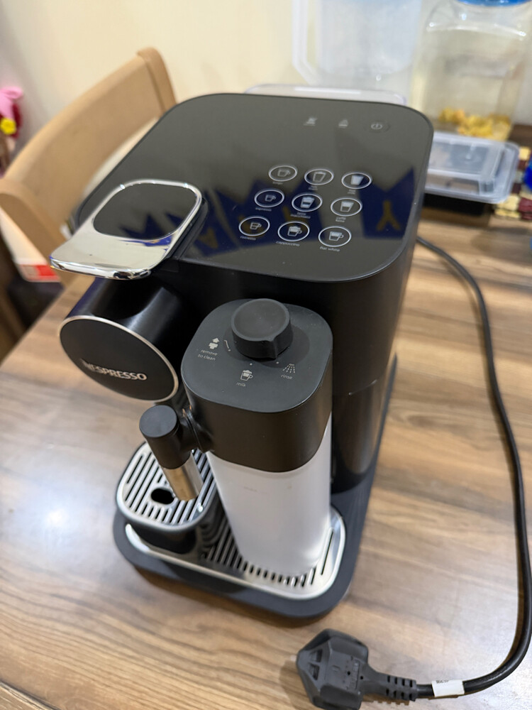Nespresso Gran Lattissima - 2