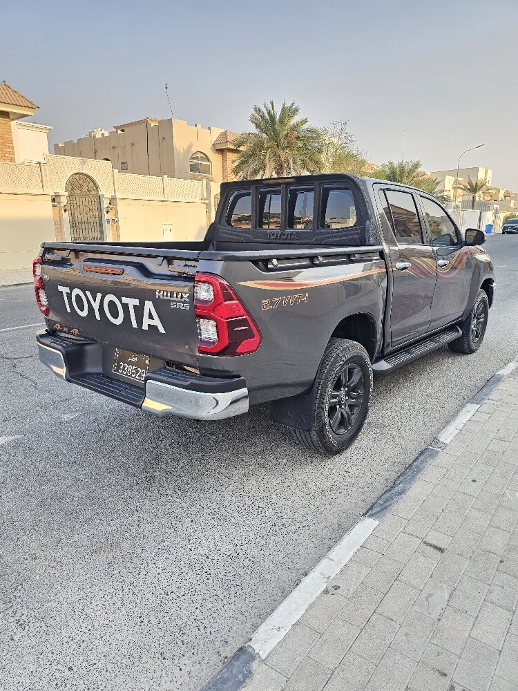 Hilux SR5 Automatic 2021 - 6