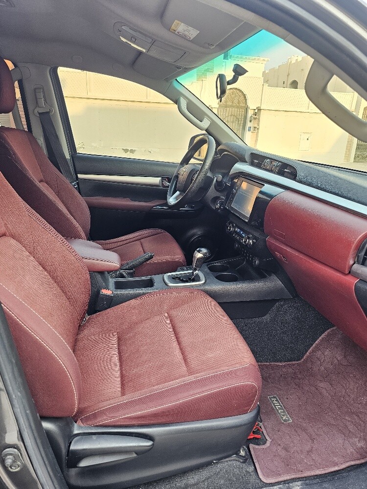 Hilux SR5 Automatic 2021 - 16