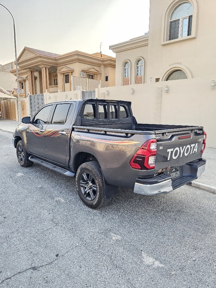 Hilux SR5 Automatic 2021 - 8