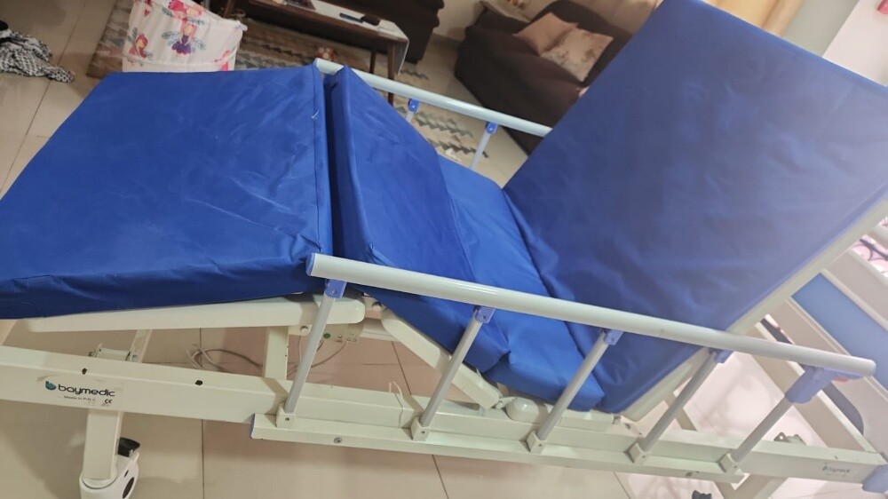 medical bed with metress - 5