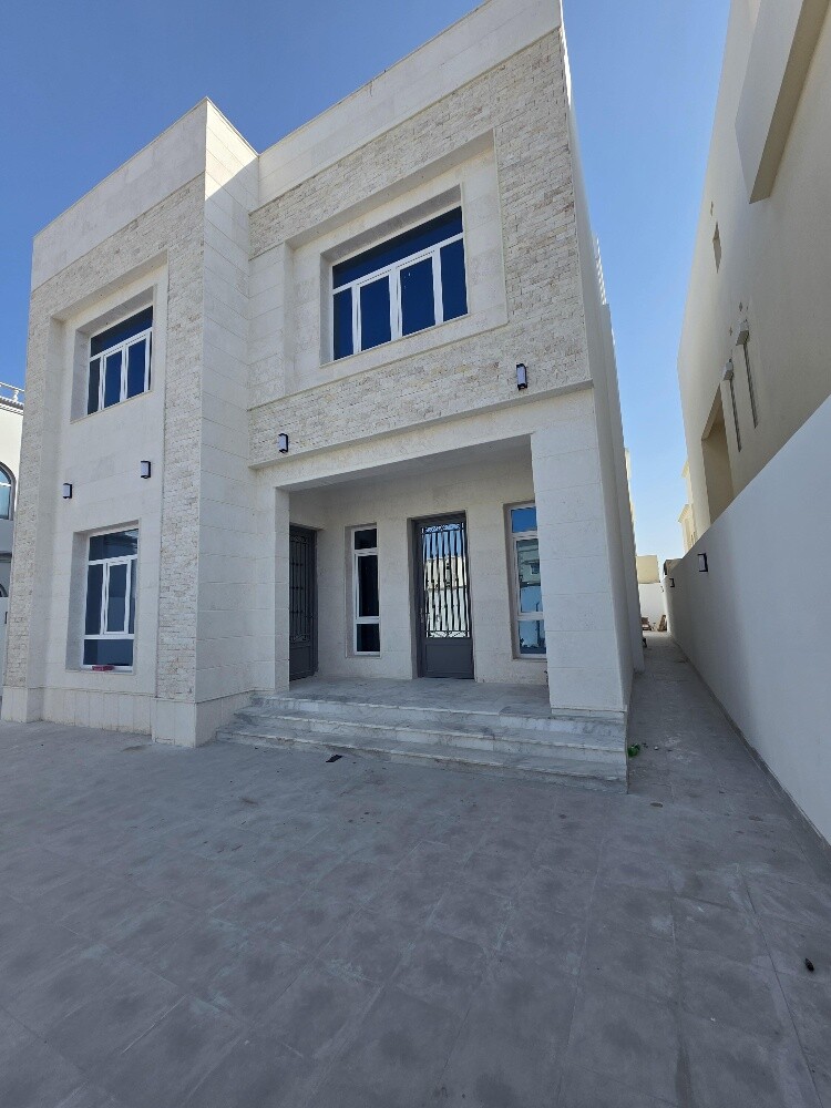 الوكير فيلا فخمة جديدة للبيع - 6