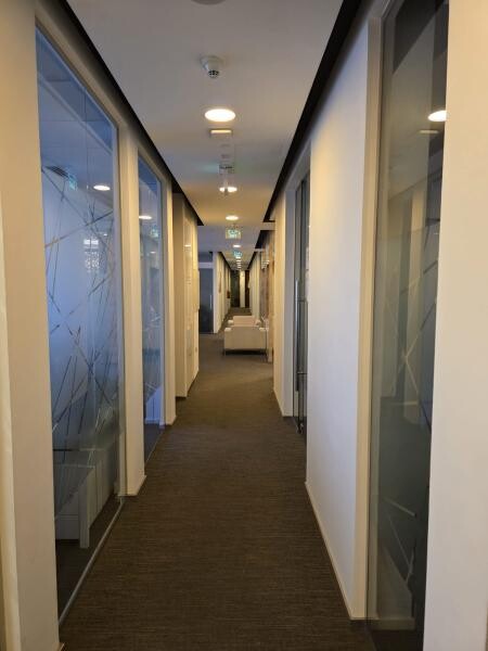 Business Center - 8