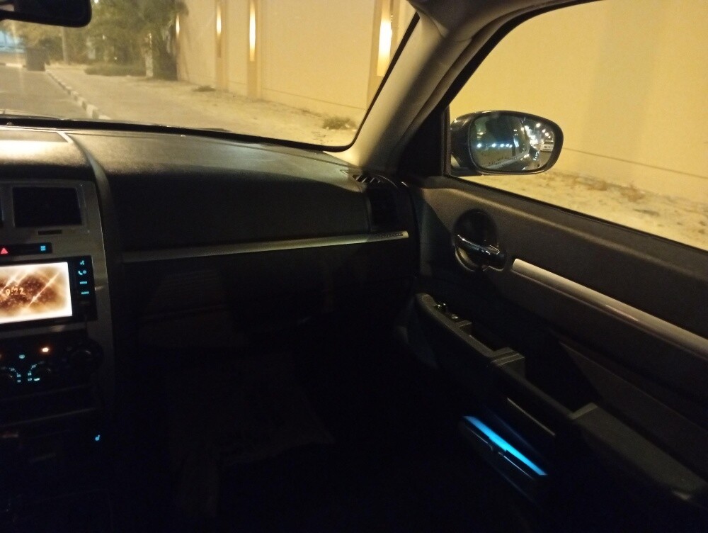 شارجر ٢٠١٠ ٨ سلندر نظيف - 6
