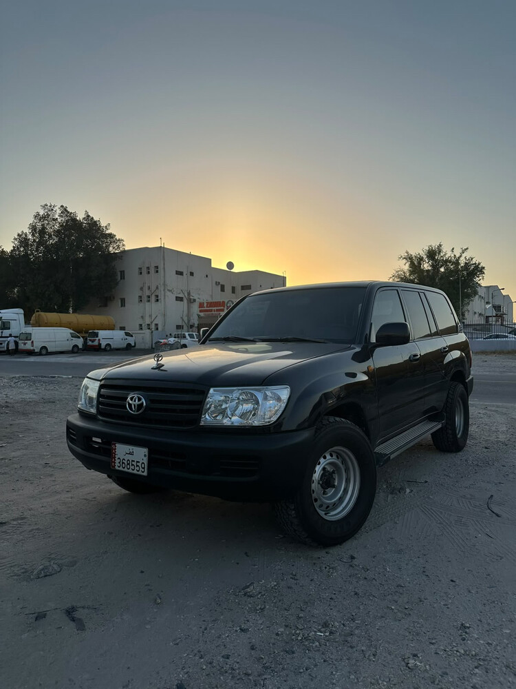 لاند كروزر جي اكس - 1
