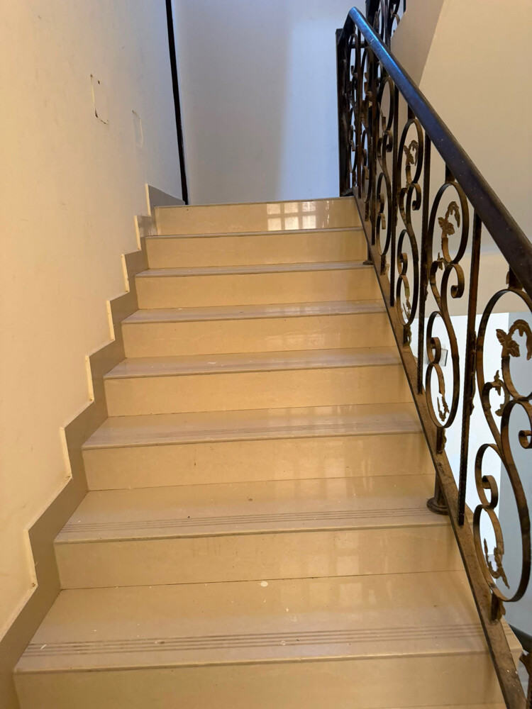 للبيع فيلا الخيسه الجديده - 3