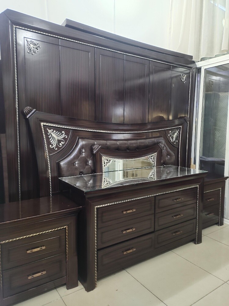 King size bedroom set for sale - 1