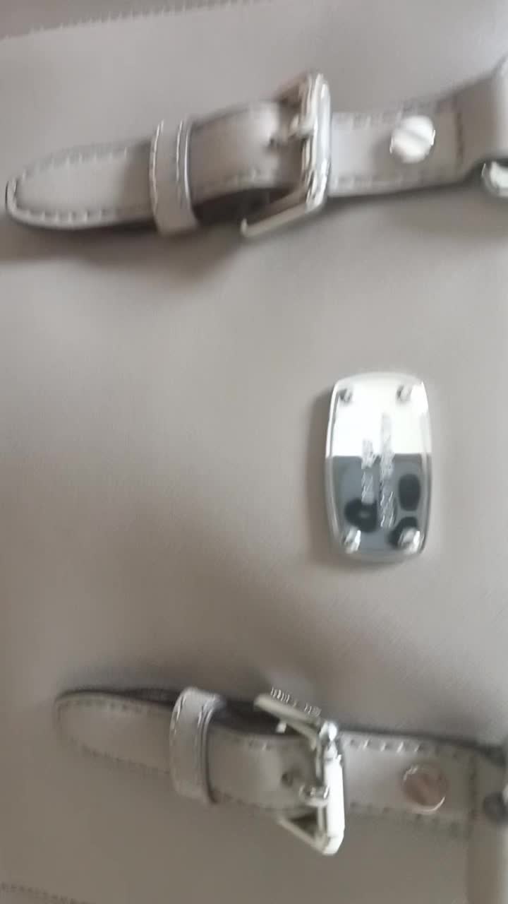 MICHAEL KORS EST. 1981 - 7