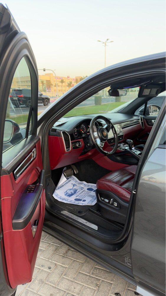 2019 Porsche Cayenne S for sell - 7