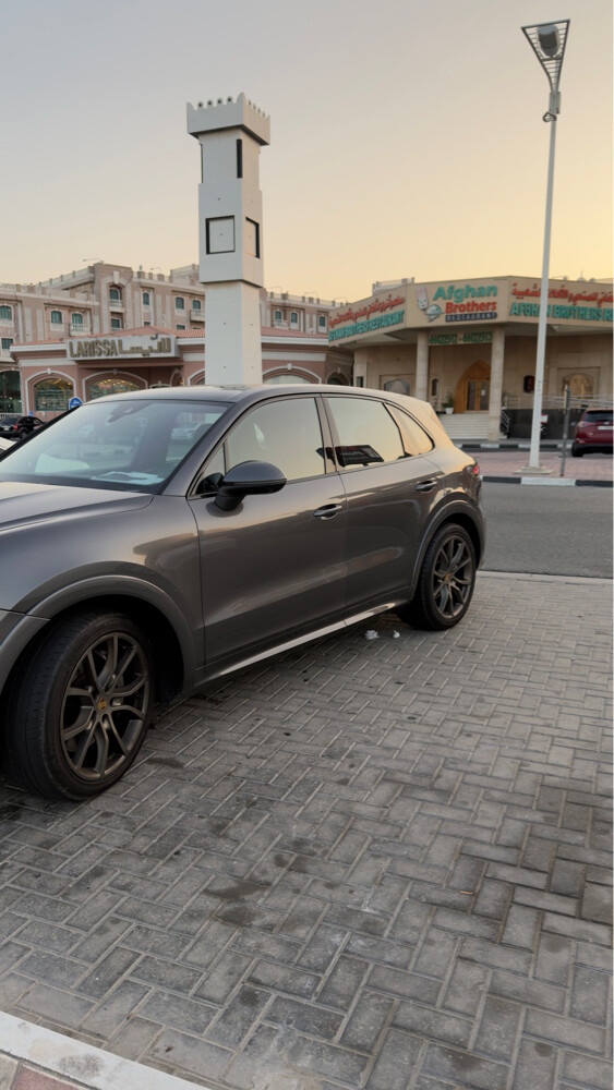 2019 Porsche Cayenne S for sell - 3