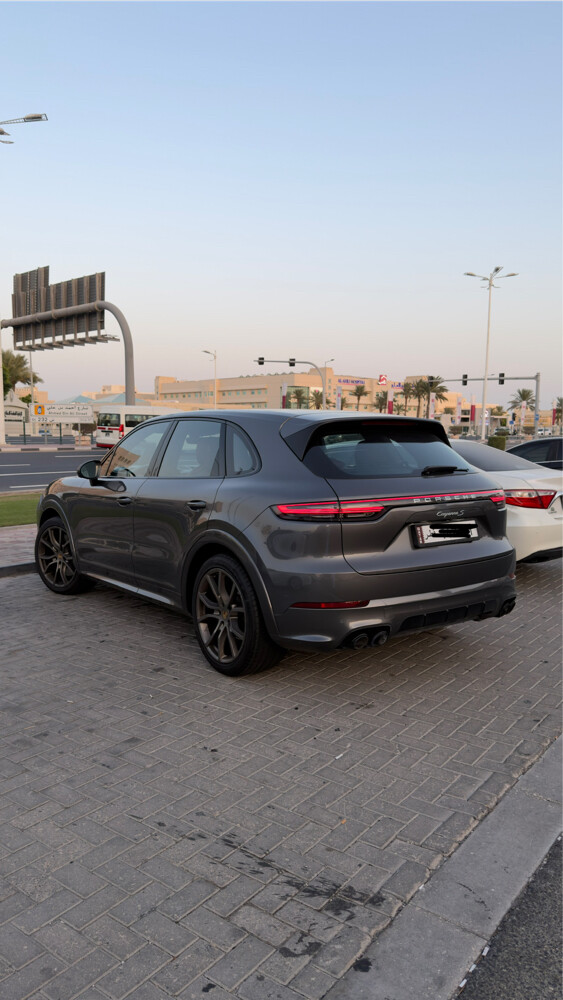 2019 Porsche Cayenne S for sell - 4