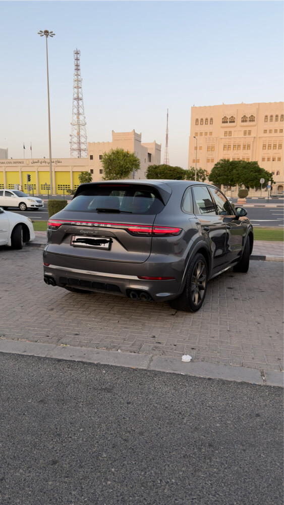 2019 Porsche Cayenne S for sell - 5