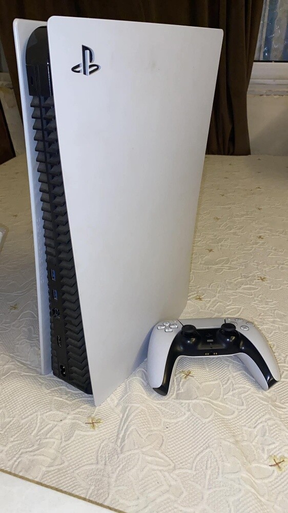 playstation 5 - 1