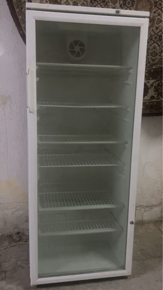 Outdoor/glass refrigerator - 1