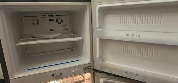 LG Double Door 240L Fridge - 3