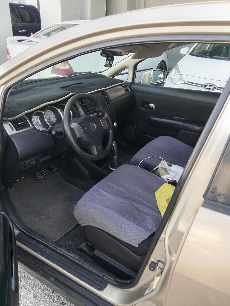 Nissan tida 2009 Japan - 5