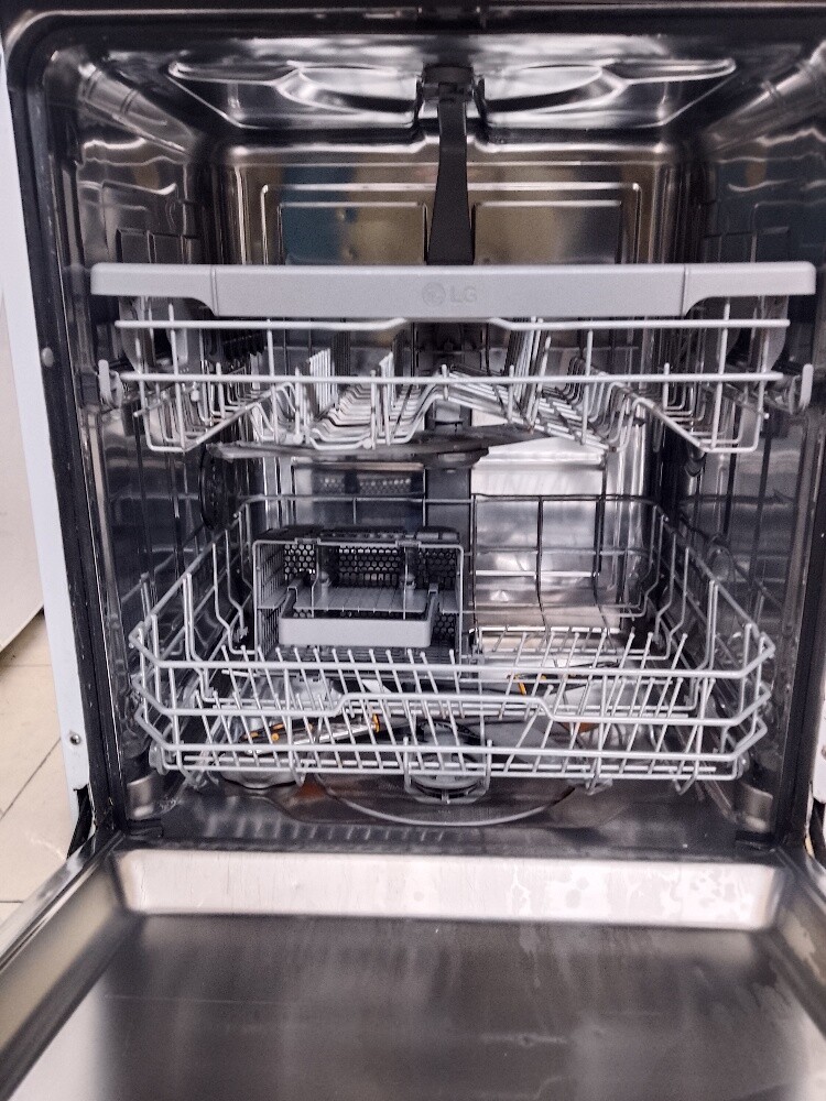 LG dishwasher for sale - 3