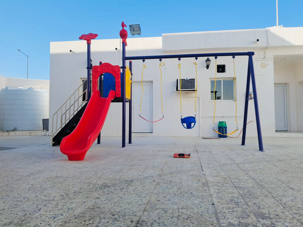  Kids swing sliding - 2