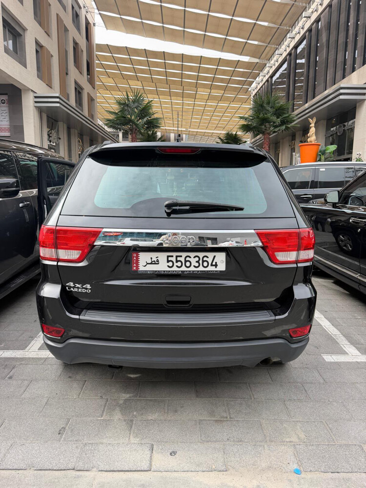 Jeep Cherokee - 5