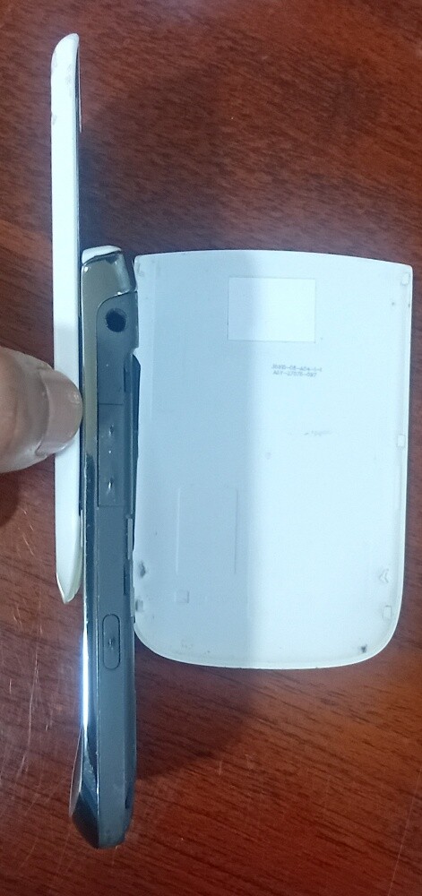Blackberry Torch 9810 - Fresh Piece - 7