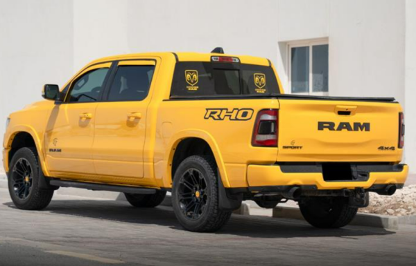 Dodge Ram 1500 Sport - 11