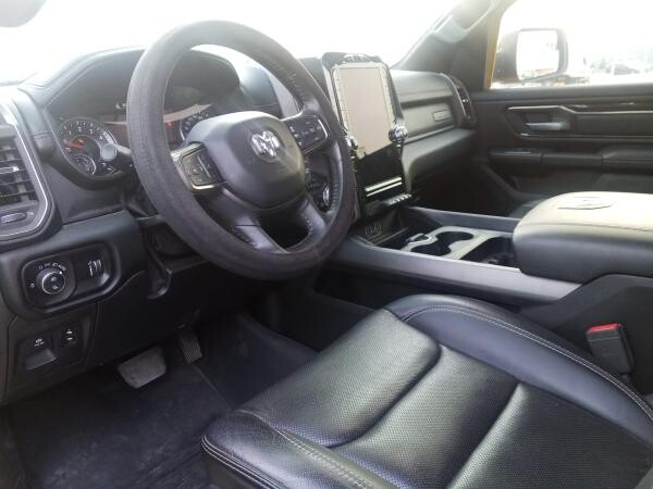 Dodge Ram 1500 Sport - 2