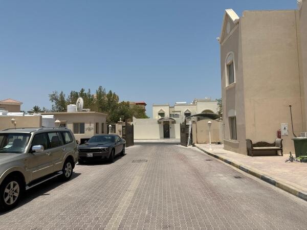 4-Bedroom Villa in Al Waab - 3