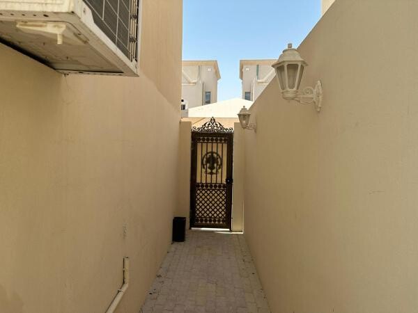 4-Bedroom Villa in Al Waab - 4