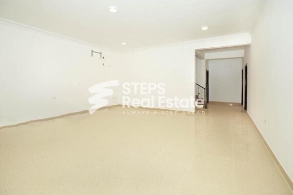 Villa with Majlis in Al Gharrafa - 7