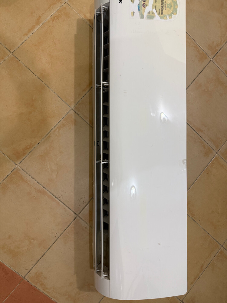 York Ac split 2 ton - 1