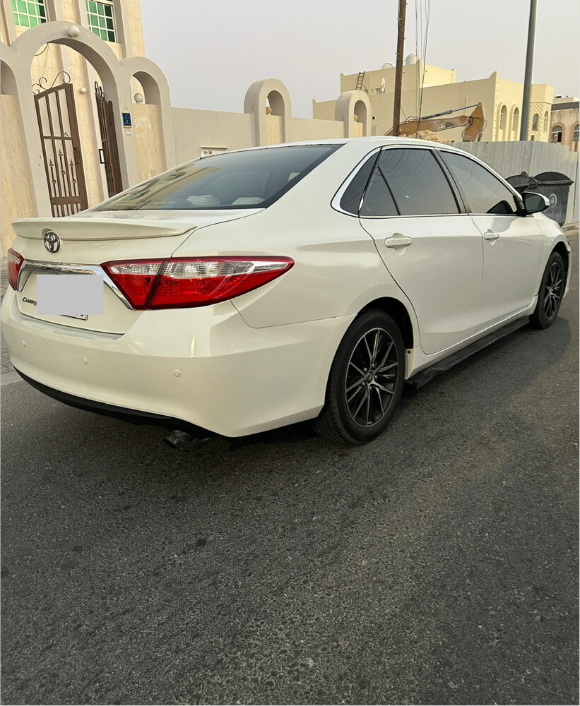 Toyota camery 2017 - 1