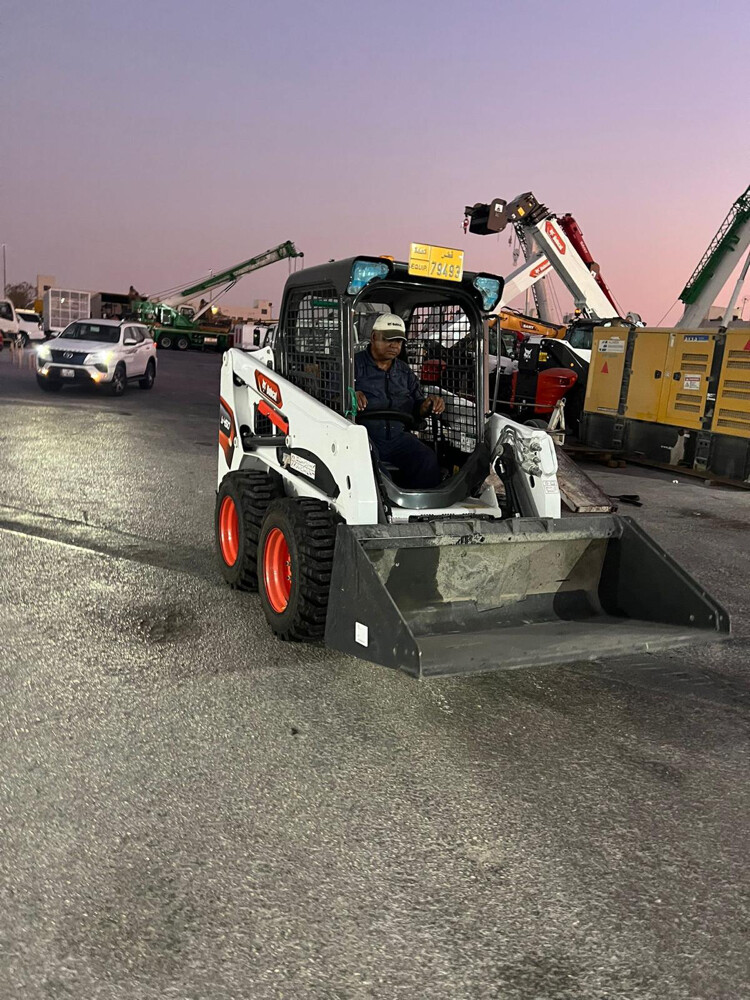 Bobcat brush for rent - 4