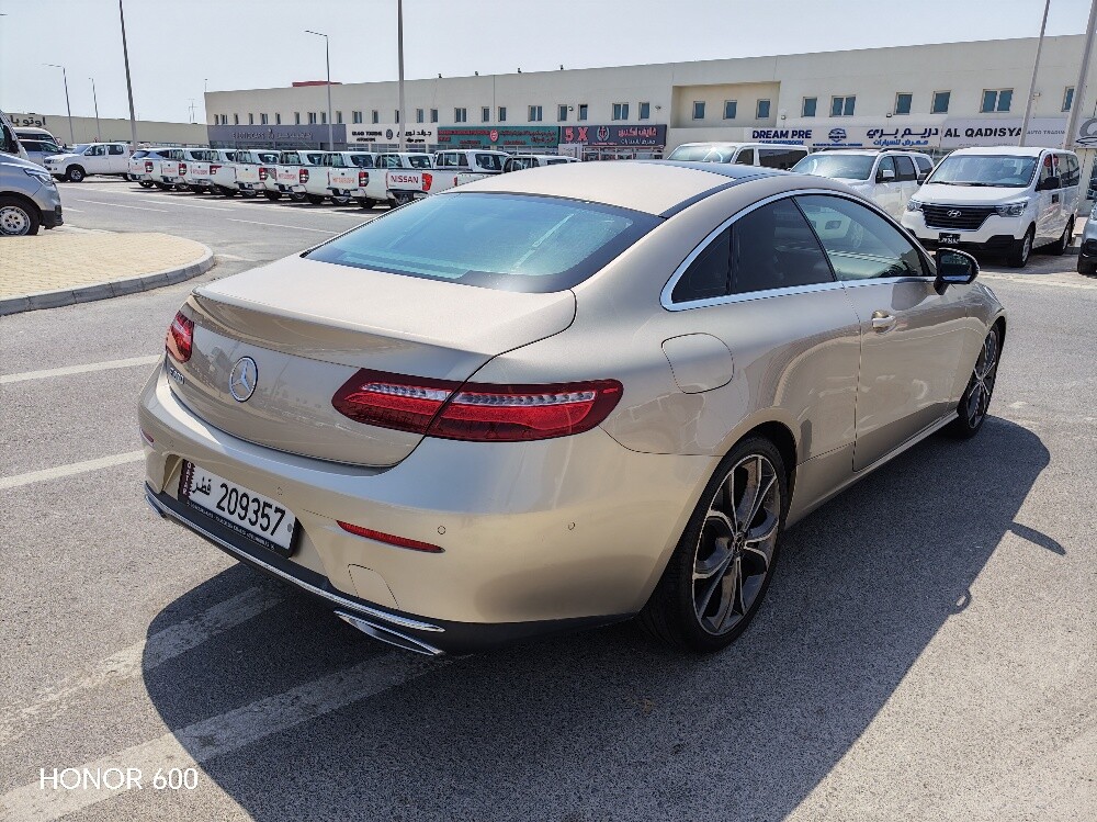 Mercedes E200 - 5