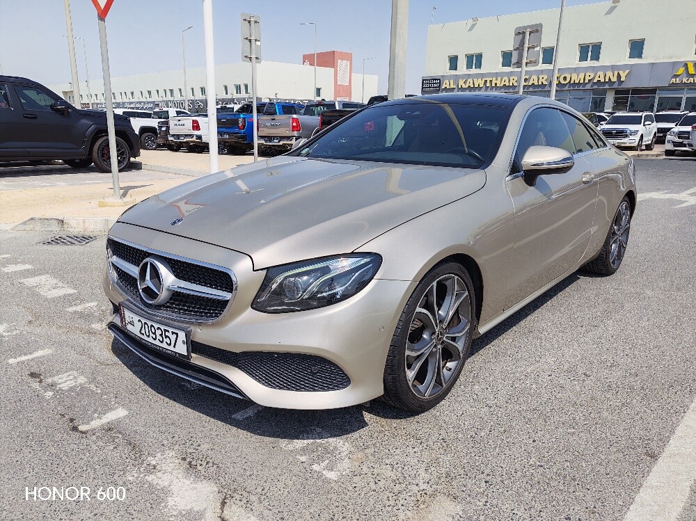 Mercedes E200 - 3