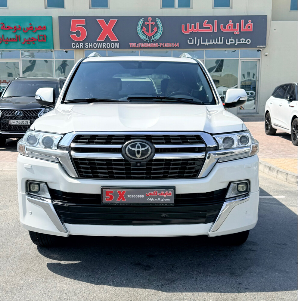 لاند كروزر ڤيكسار 2019-ابيض - 4