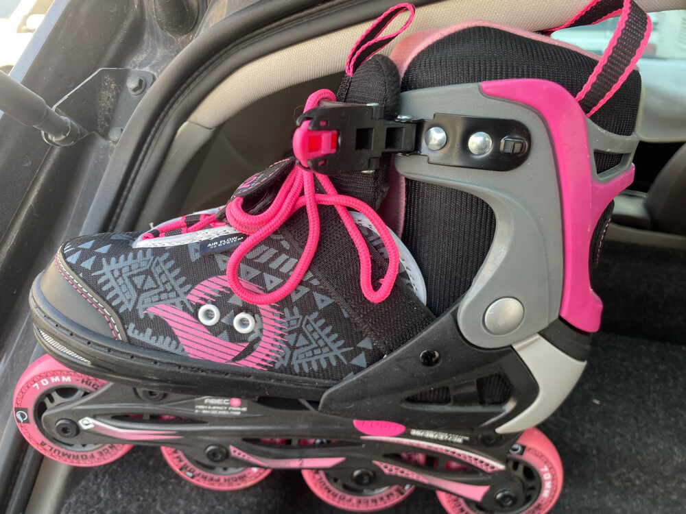 skating shoe quick sale  - 1