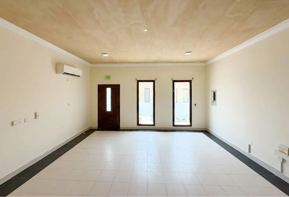 3BR compound Villa for Rent - 2