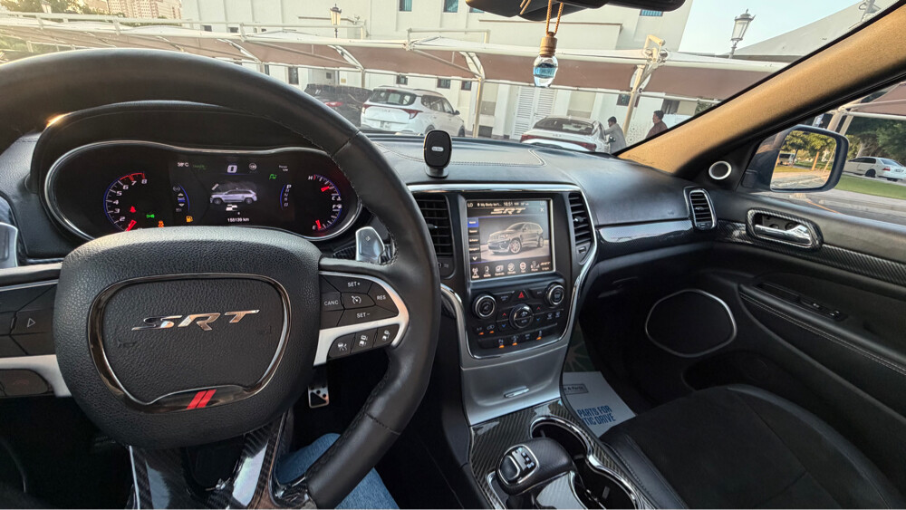JEEP GRAND CHEROKEE SRT 2014 470 HP - 11