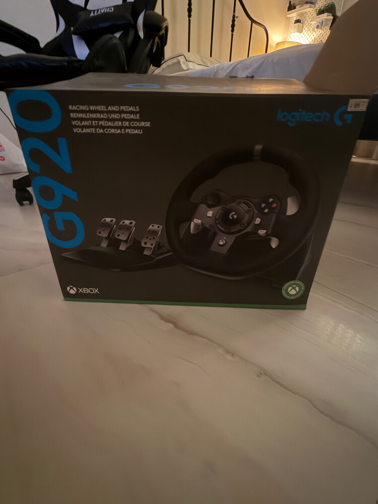 used 1 time g920 steering wheel - 1