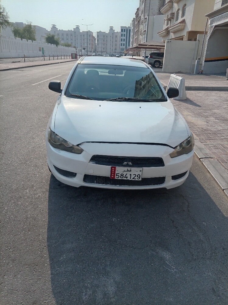 car model 2014 everything good. - 10