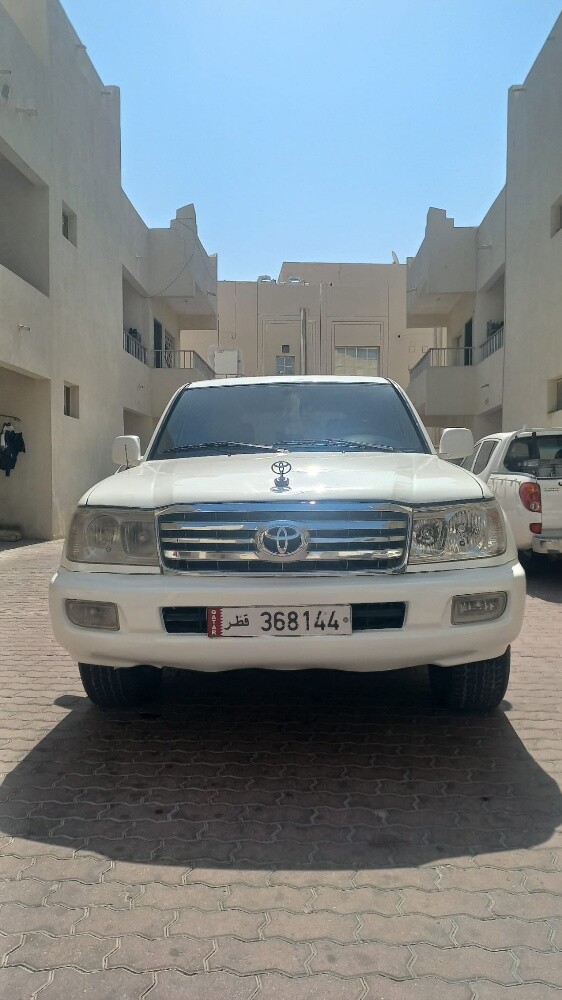 land cruiser - 1