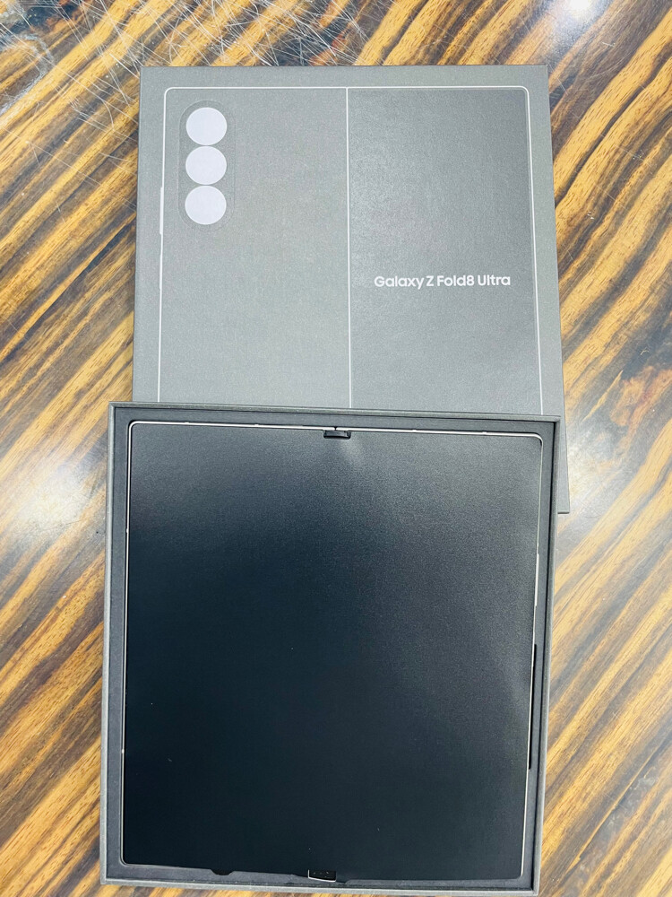 Samsung z fold8 ultra 512 GB - 2